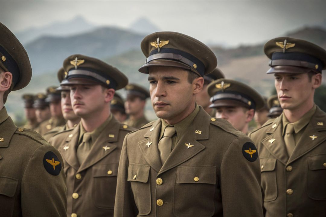 Catch-22 : Photo Pico Alexander, Christopher Abbott