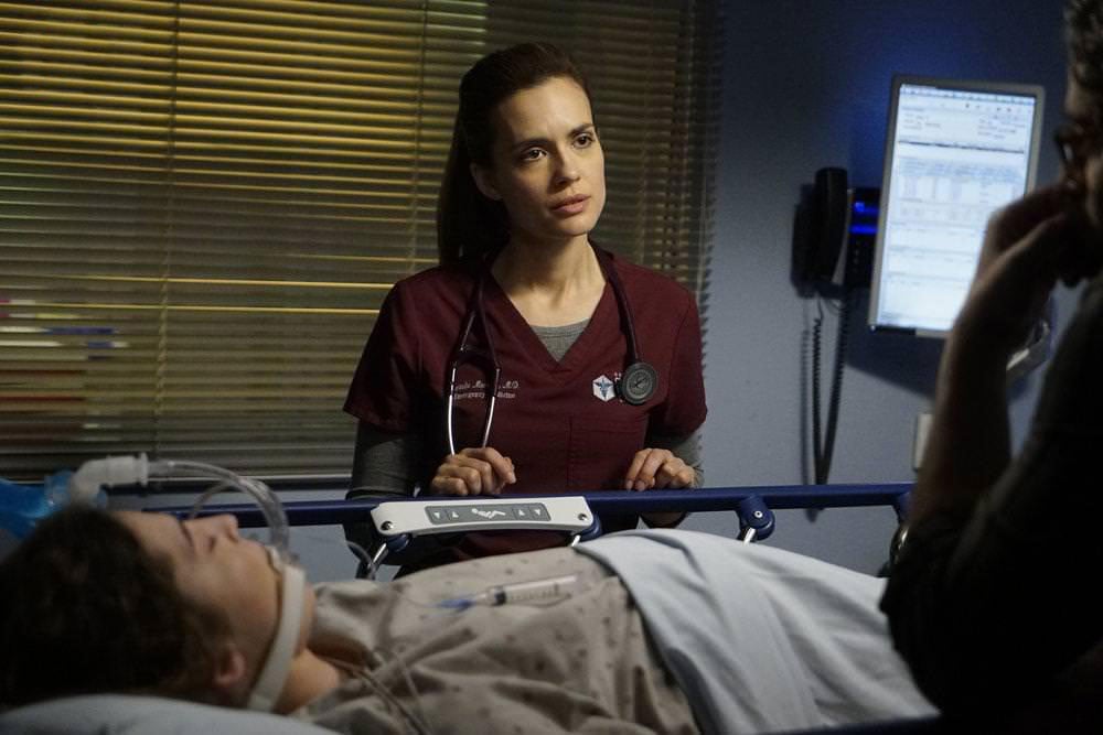 Chicago Med : Photo Torrey DeVitto