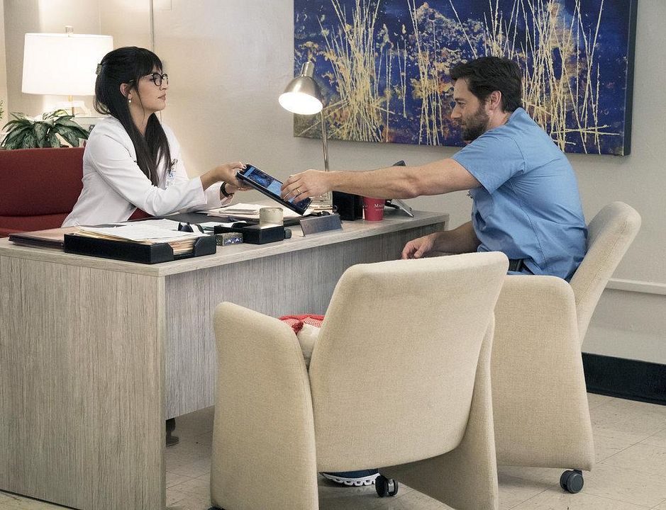 New Amsterdam (2018) : Photo Ryan Eggold, Ana Villafañe