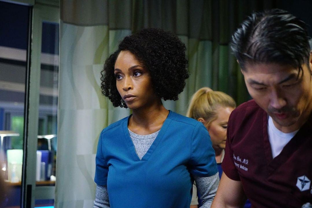 Chicago Med : Photo Yaya DaCosta