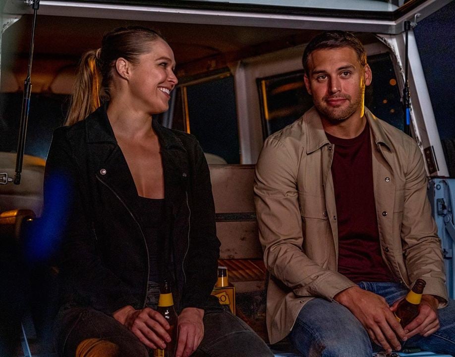 9-1-1 : Photo Ronda Rousey, Ryan Guzman