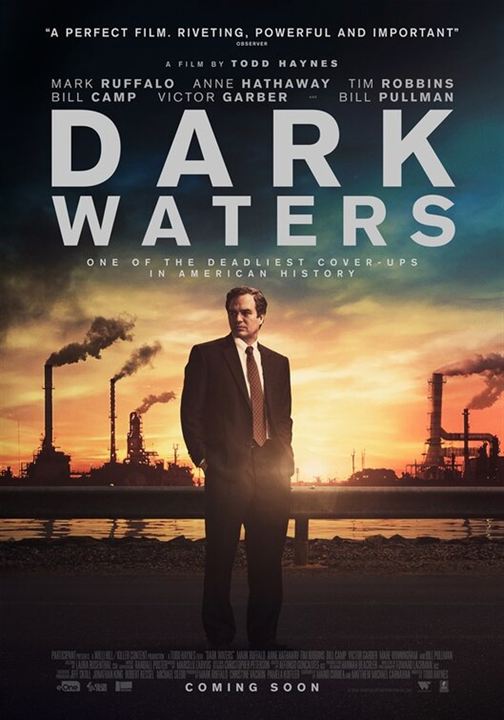 Dark Waters : Affiche