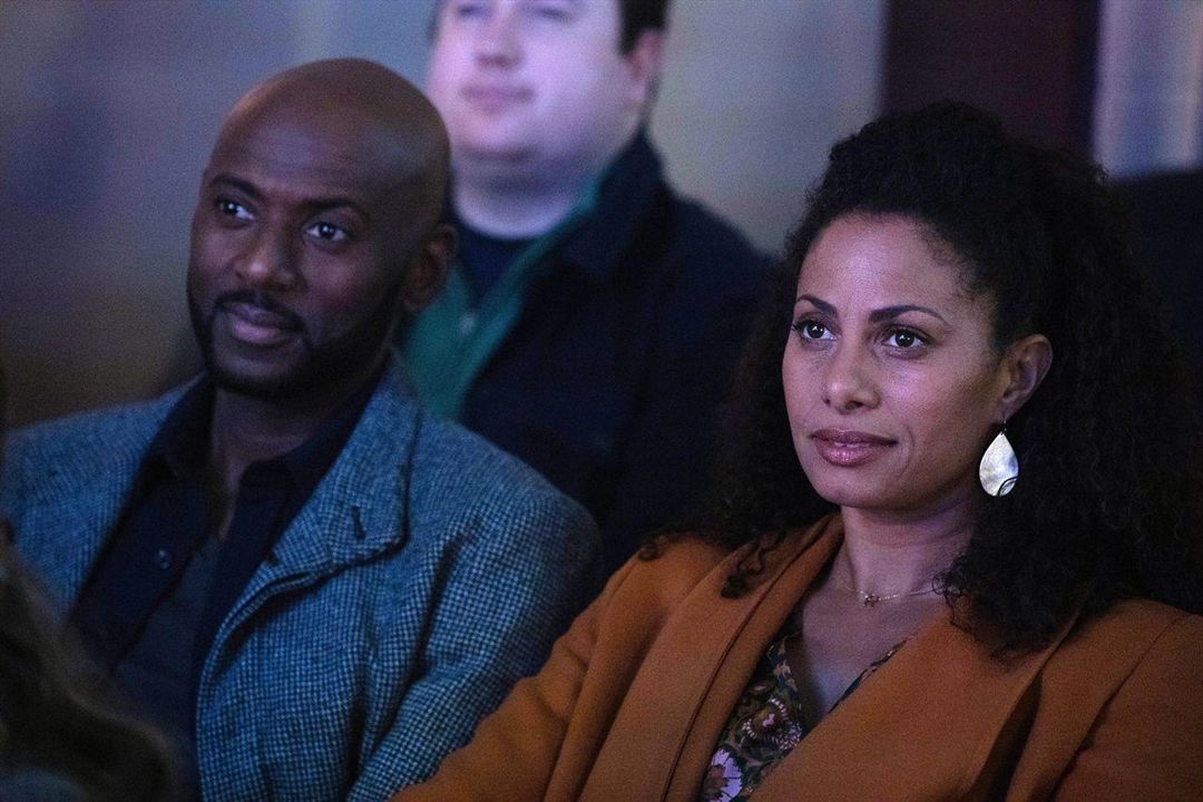 A Million Little Things : Photo Christina Moses, Romany Malco