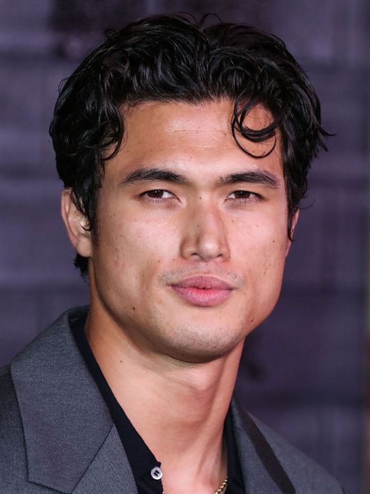 Affiche Charles Melton