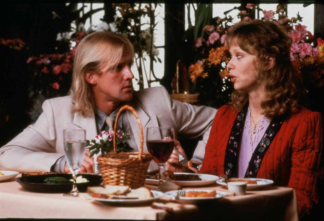 Une Baraque à tout casser : Photo Alexander Godunov, Shelley Long