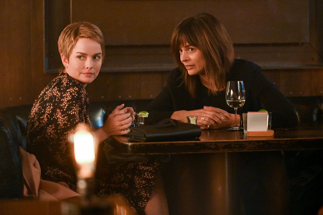 A Million Little Things : Photo Stephanie Szostak, Allison Miller