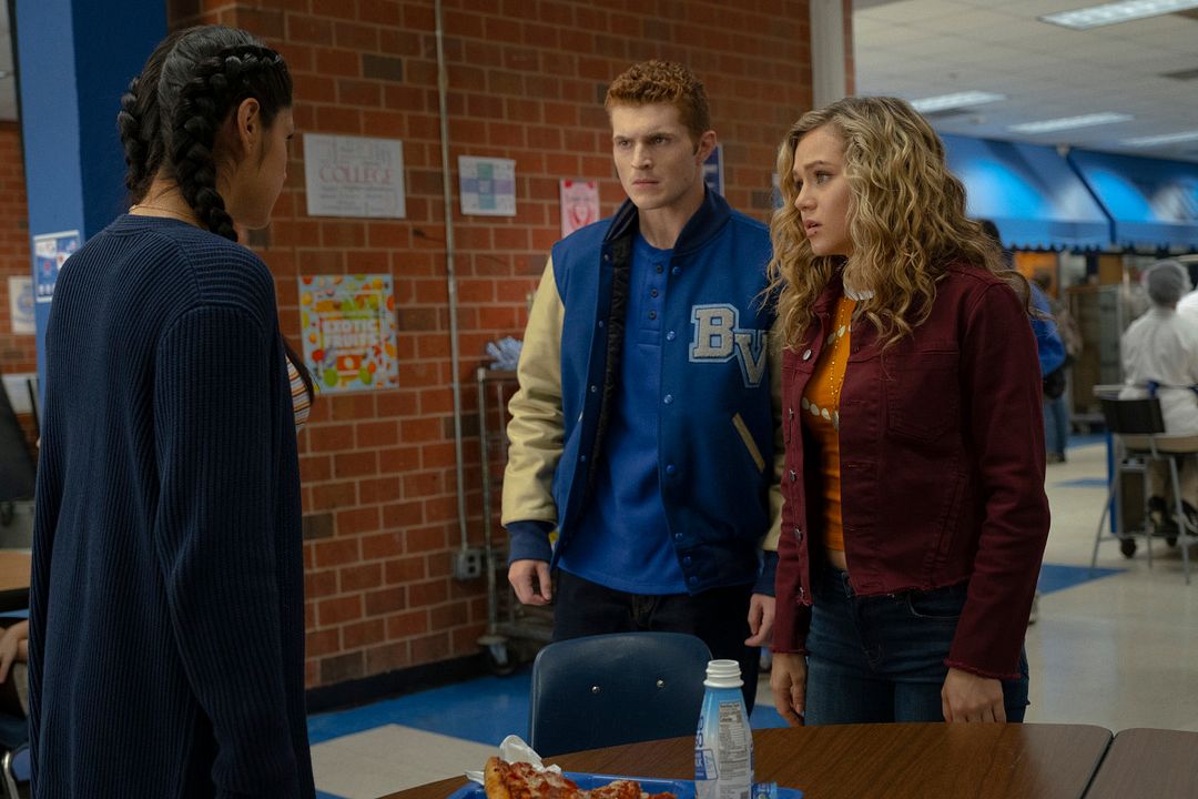 Stargirl : Photo Jake Austin Walker, Brec Bassinger
