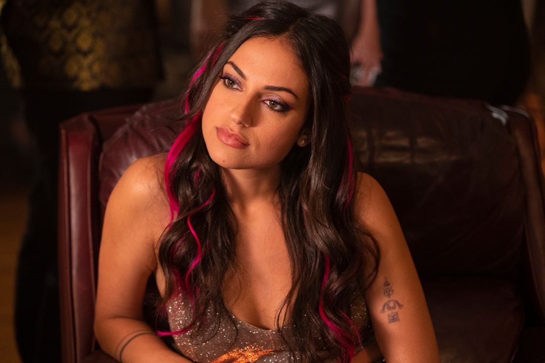 After - Chapitre 2 : Photo Inanna Sarkis