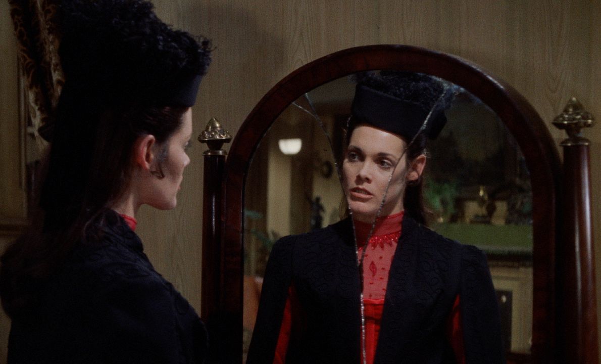 Dr. Jekyll et Sister Hyde: Martine Beswick