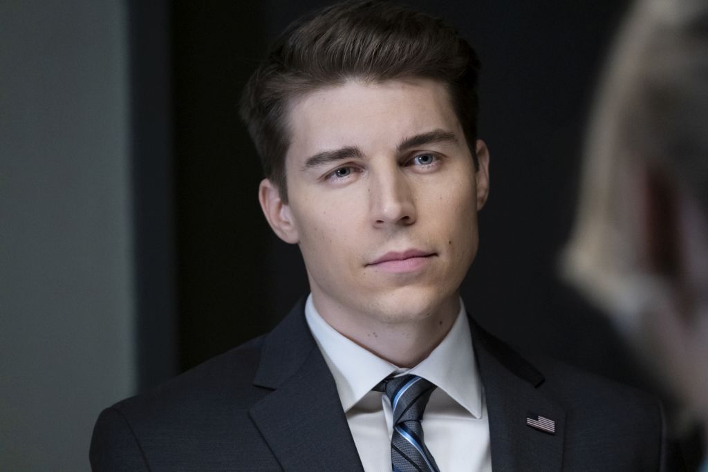 The Flight Attendant : Photo Nolan Gerard Funk