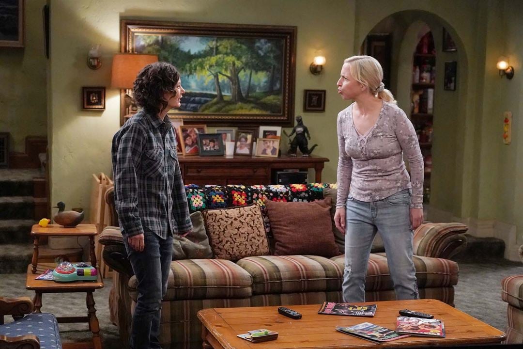 The Conners : Photo Lecy Goranson, Sara Gilbert