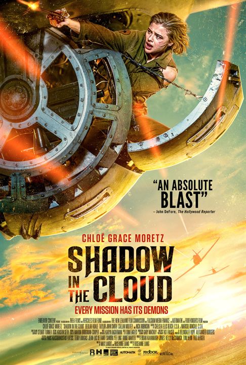 Shadow in the Cloud : Affiche