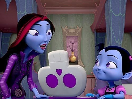 Vampirina : Affiche