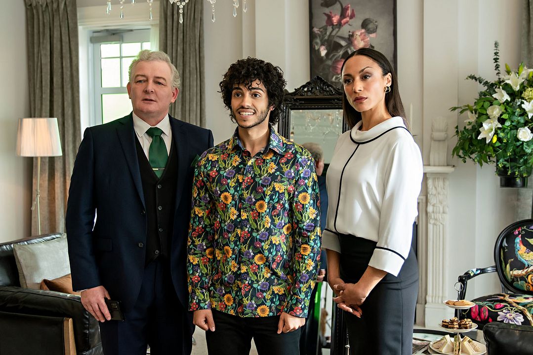 Absolument royal ! : Photo Mena Massoud, Cameron Rhodes, Sonia Gray