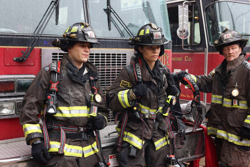 Chicago Fire : Photo Christian Stolte, Alberto Rosende, Miranda Rae Mayo