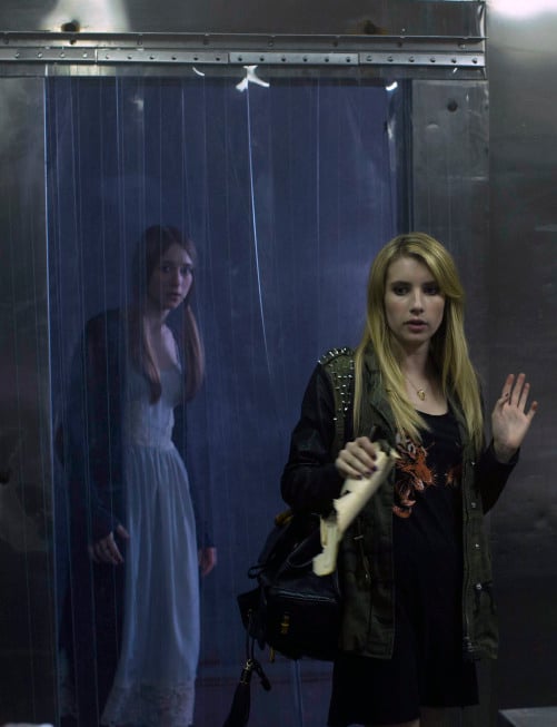 American Horror Story : Photo Emma Roberts, Taissa Farmiga