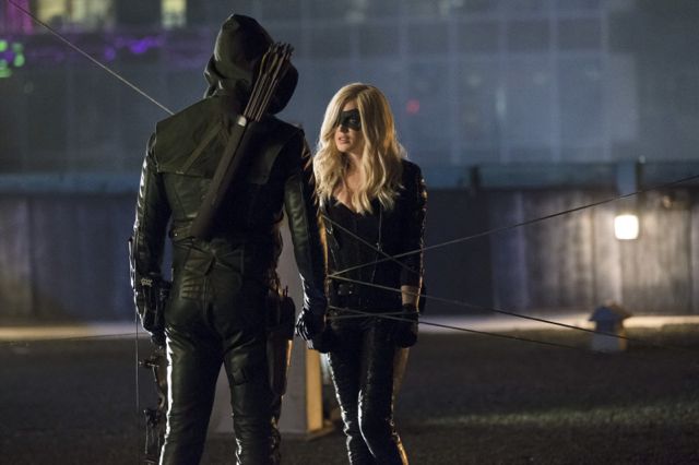 Arrow : Photo Caity Lotz