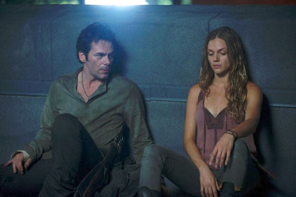 Revolution (2012) : Photo Tracy Spiridakos, Billy Burke