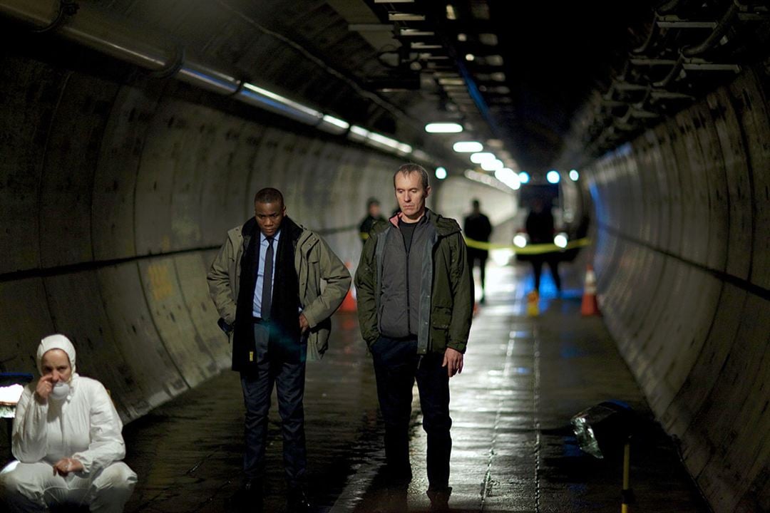 Photo Stephen Dillane, Tobi Bakare