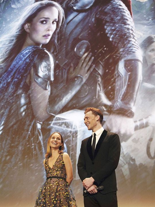 Thor : Le Monde des ténèbres : Photo promotionnelle Natalie Portman, Tom Hiddleston