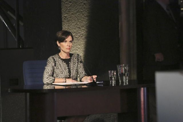 Scandal : Photo Elizabeth Vargas