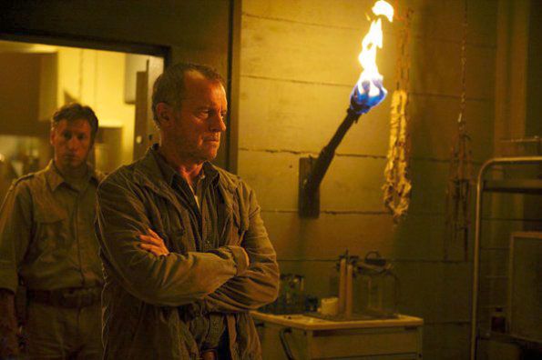 Revolution (2012) : Photo Stephen Collins