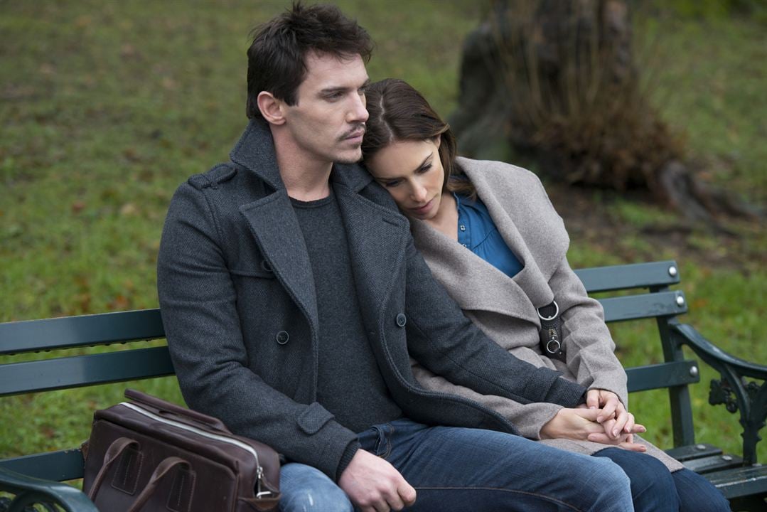 Another Me : Photo Claire Forlani, Jonathan Rhys-Meyers