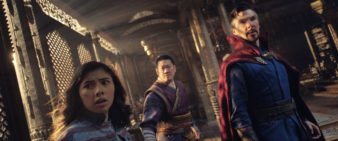 Doctor Strange in the Multiverse of Madness : Photo Benedict Cumberbatch, Benedict Wong, Xochitl Gomez
