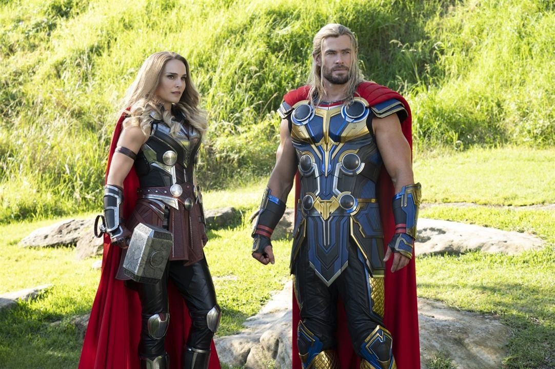 Thor: Love And Thunder : Photo Natalie Portman, Chris Hemsworth