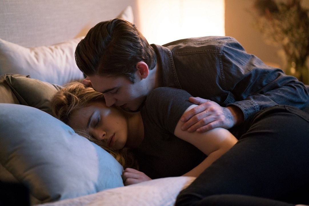 After - Chapitre 4 : Photo Hero Fiennes Tiffin, Josephine Langford