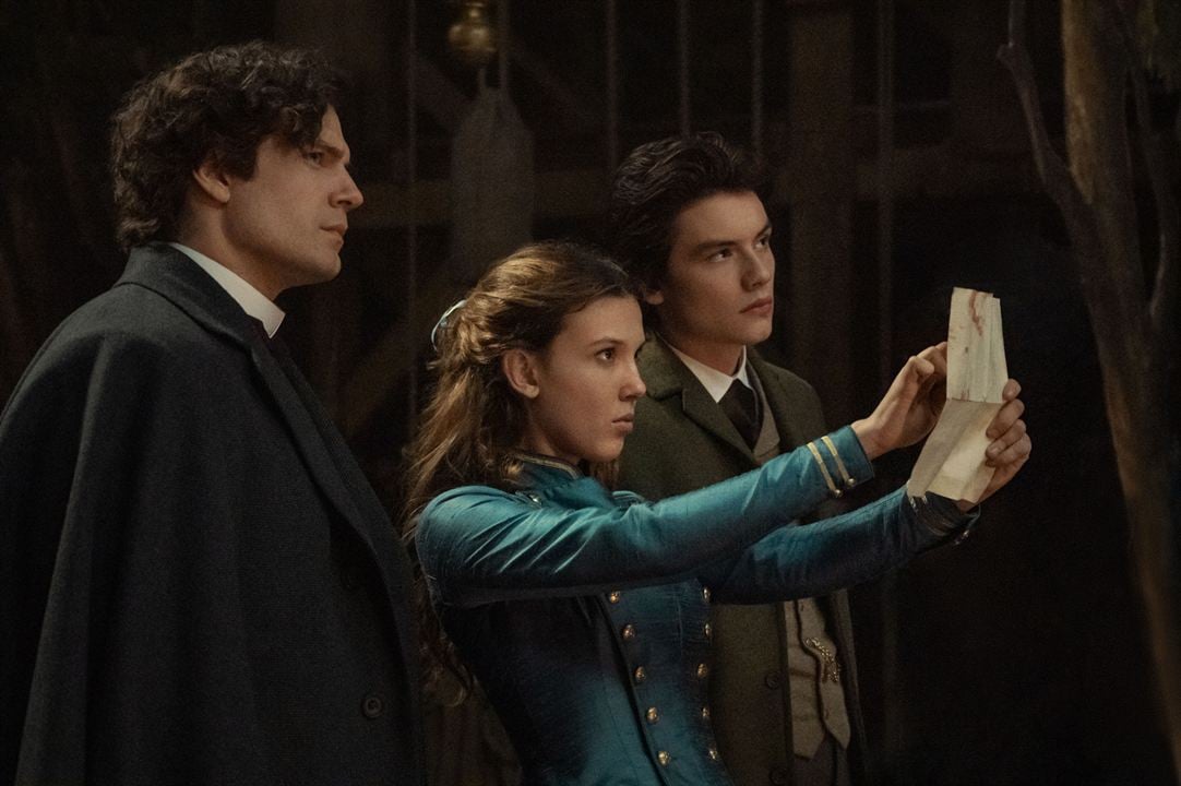 Enola Holmes 2 : Photo Millie Bobby Brown, Henry Cavill, Louis Partridge