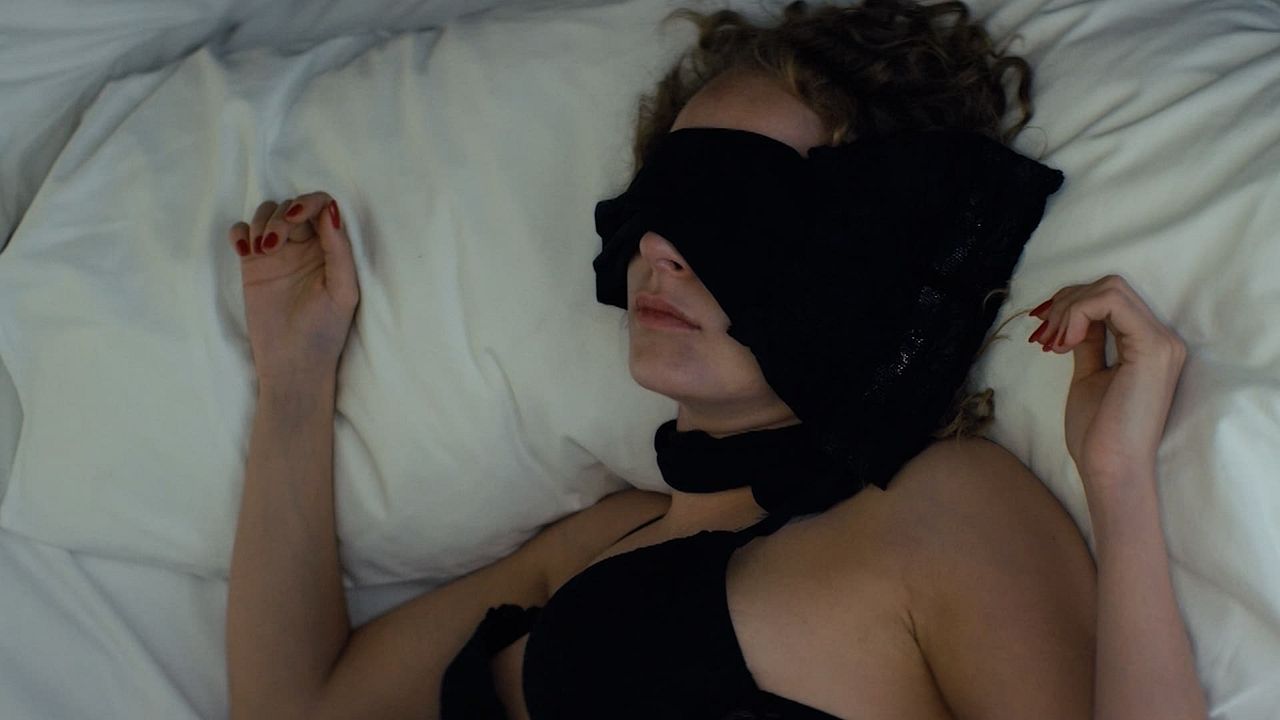 An Ordinary Woman : Affiche