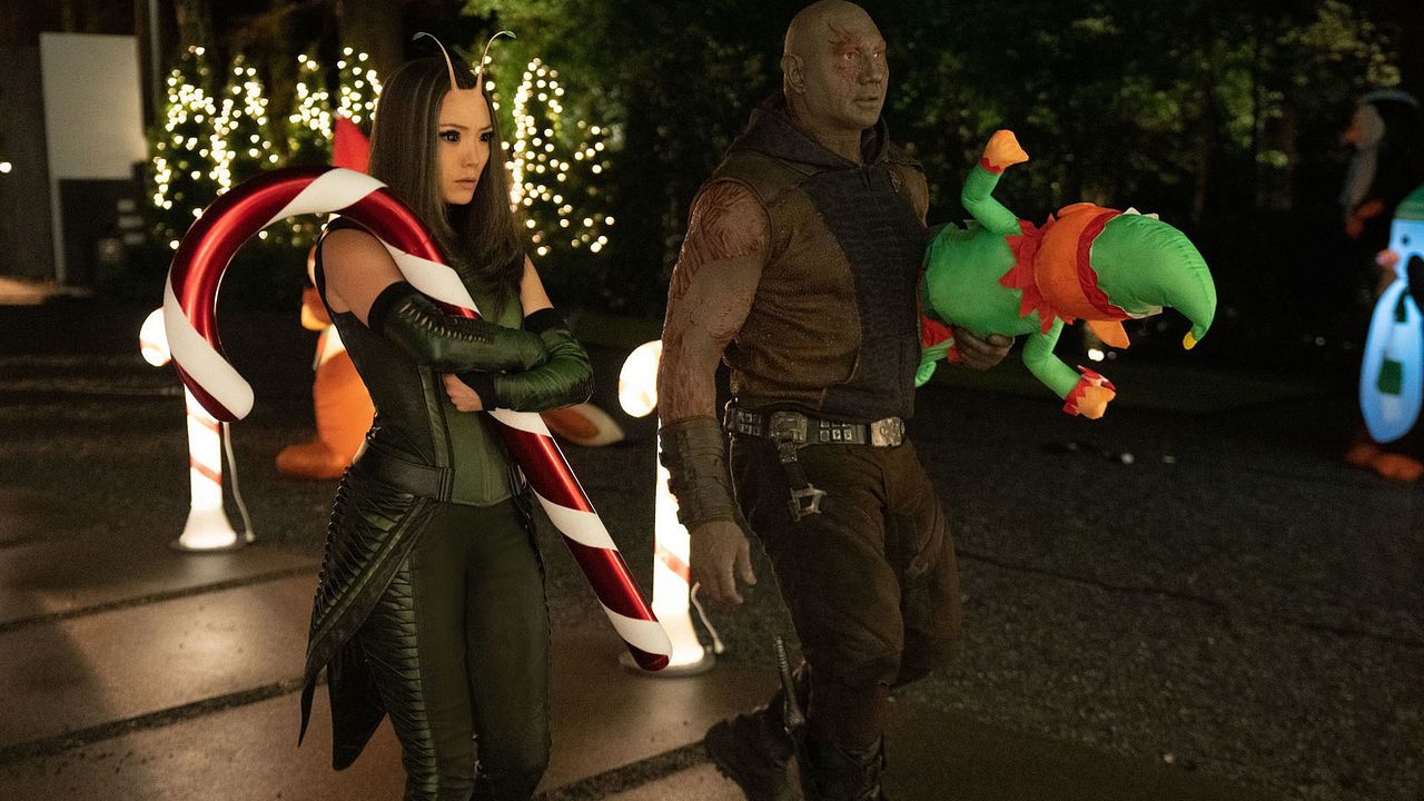 Les Gardiens de la galaxie : Joyeuses fêtes : Photo Dave Bautista, Pom Klementieff