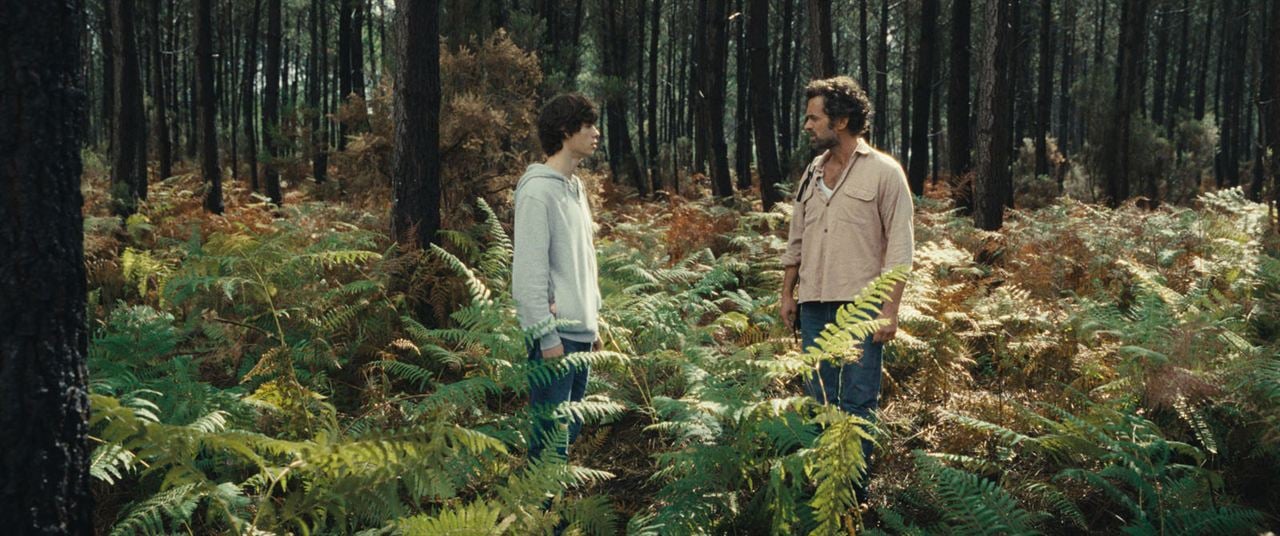 Le Règne animal : Photo Romain Duris, Paul Kircher