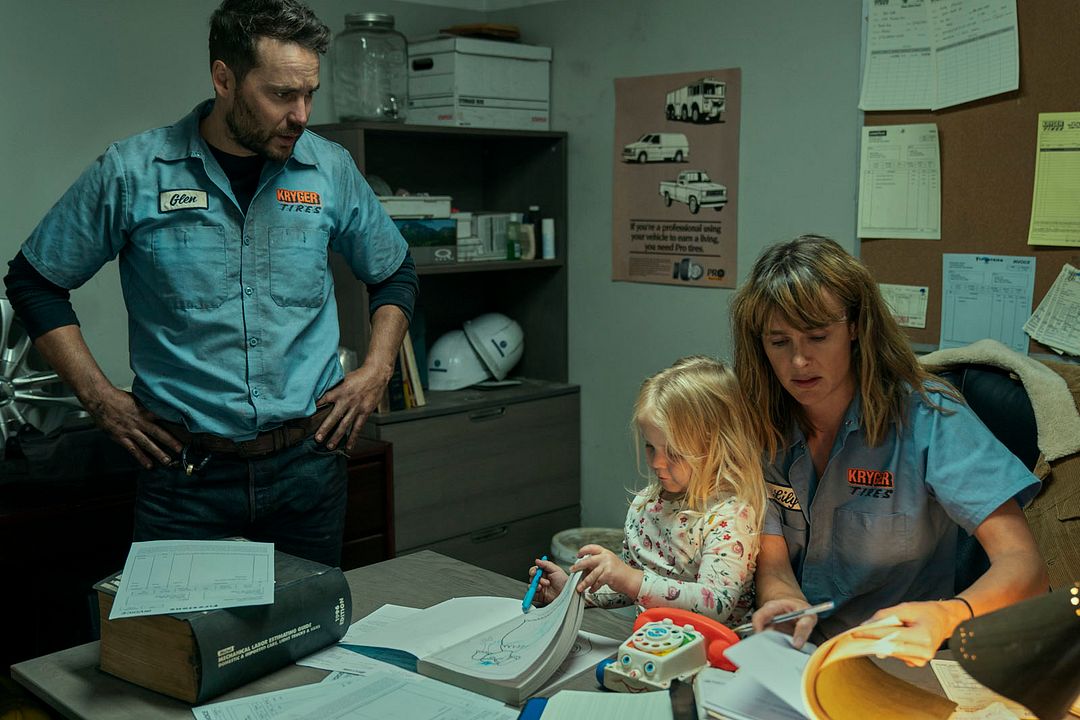 Photo Taylor Kitsch, Carolina Bartczak