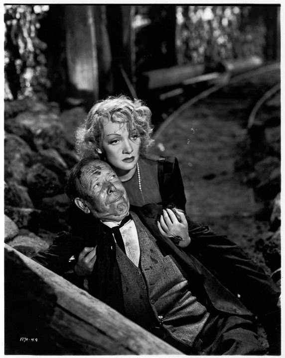 La Fièvre de l'or noir : Photo Marlene Dietrich, Frank Craven