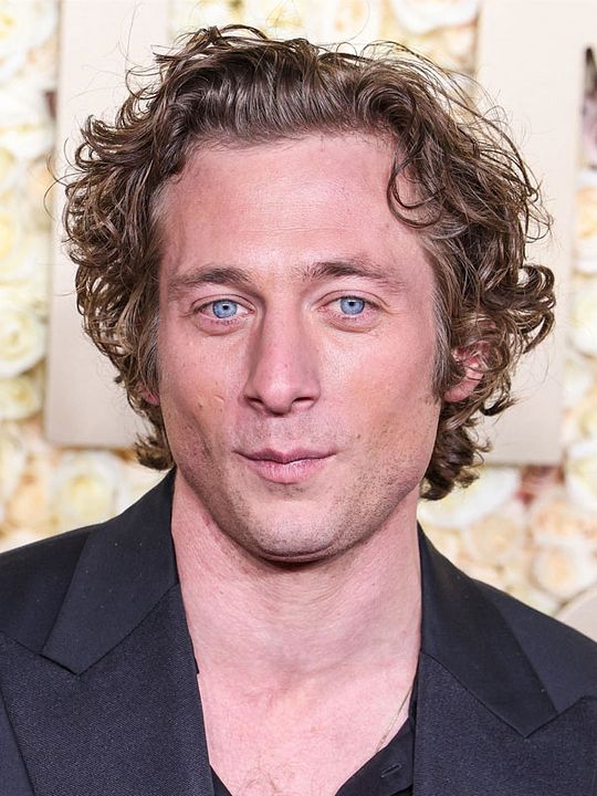 Photo de Jeremy Allen White Affiche Jeremy Allen White Photo 0 sur 145 AlloCiné