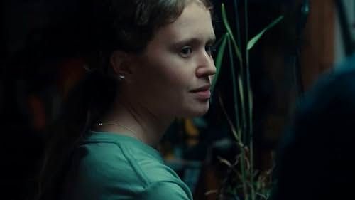 The Starling Girl : Photo