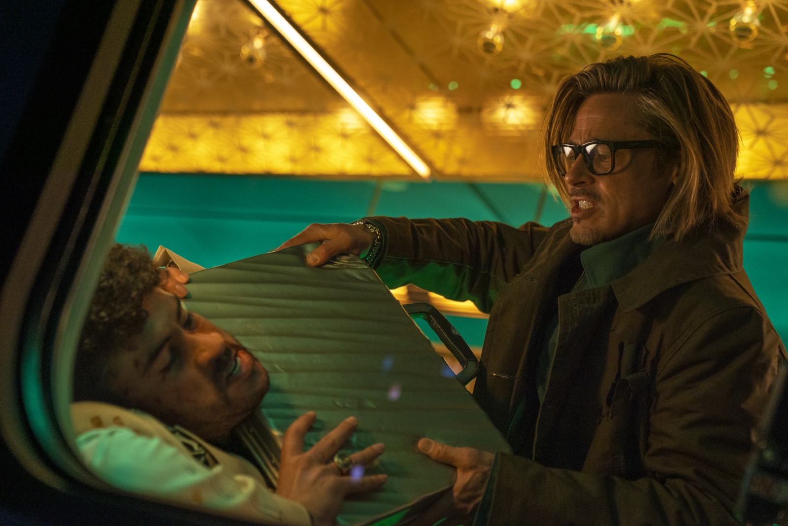 Bullet Train Avis Review Critique Film Brad Pitt David Leitch Quentin Tarantino Guy Ritchie 