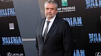 Luc Besson accusé de viol par Sand Van Roy : le réalisateur placé sous le statut de témoin assisté Luc Besson accusé de viol par Sand Van Roy : le réalisateur placé sous le statut de témoin assisté