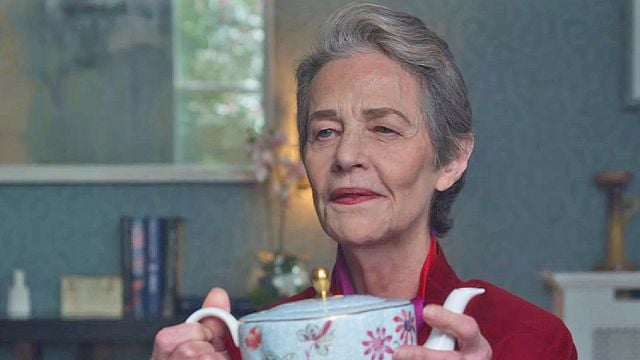 Father Mother Sister Brother Bande-annonce