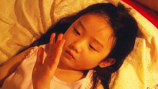 Left-Handed Girl Bande-annonce