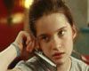 "C'est nous les adultes..." - Lola (Rebecca Marder) bien décidée à pourrir la soirée de Marie (Sandrine Bonnaire) et Francis (Pascal Légitimus)...
