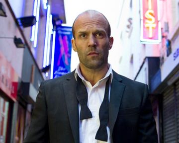 M. Night Shyamalan nous parle de la Smith Family; Leonardo DiCaprio chez Matthew Vaughn ?; Interdit ;  12 / ; 16 ans : la polémique "Only God Forgives"; TV : permis de mater, permis de zapper; Le courrier des internautes : Milla Jovovich; En rab' : Jason Statham est "Crazy Joe"