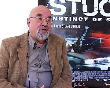 Le réalisateur Stuart Gordon évoque sa carrière, de "Re-Animator" à "Chérie, j'ai rétréci les gosses" en passant par "Fortress" et "Body Snatchers".