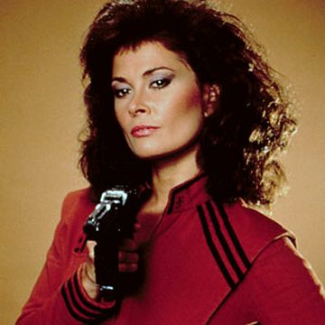 Diana revient dans "V" !  ;  Les premières images du dessin; animé "Supernatural"  ;  Des surprises musicales signées Charlie, Hurley et Britney !  ;  Les tournages de "Desperate", "Fringe" et "Chuck" ont repris.  ;  Toutes les réponses à toutes vos questions.  ;  "The Big C." va vous faire aimer la cancer...