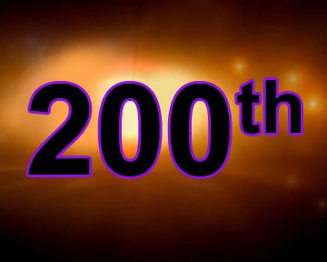C'EST LA 200ème !   Le crossover des voix !  "Fringe" renouvelée... et d'autres bonnes nouvelles  ;  Un retour dans "House"  ;  HBO renonce à "The Corrections"  ;  On répond à vos questions : "Misfits", "Haven"...  ;  Originaux ou ratés : les épisodes 200, un cap difficile à passer dans les séries  ;  On retourne en enfance avec les "GrandSons of Anarchy" !  ;  Saurez; vous reconnaître quelles personnalités nous souhaitent un Joyeux Anniversaire à la fin de l'émission ?