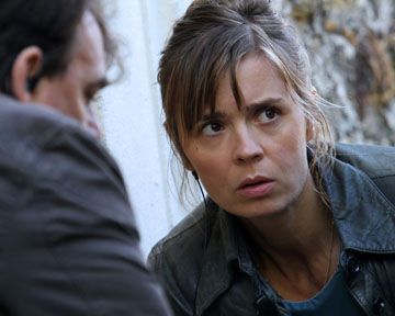 "True Blood", "Eastbound & Down", "The Newsroom" et plein d'autres séries renouvelées  ;  "Bref", c'est fini  ;  Un remake américain des "Hommes de l'ombre"  ;  Les projets des showrunners de "Lost", Carlton Cuse et Damon Lindelof  ;  On répond à vos questions : "Once Upon A Time", "Community", "Revolution"  ;  L'équipe d'"Engrenages" nous parle de la saison 4  ;  La bande; annonce de la série animée "Black Dynamite"