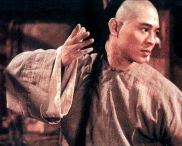 Yuen Woo; Ping dans ta face ! Top 5 des chorégraphies signées Yuen Woo; Ping. 