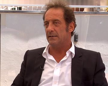 Vincent Lindon nous explique qu'il est à l'origine du film de Claire Danis Les Salauds et revient sur l'interview provoc' qu'il avait accordé à AlloCiné en juin 2011 pour Pater.
